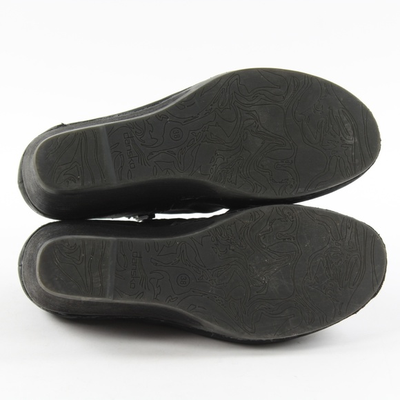 Dansko Sheena Nubuck Ankle Zip Ruched Booties 38 - Picture 5 of 8